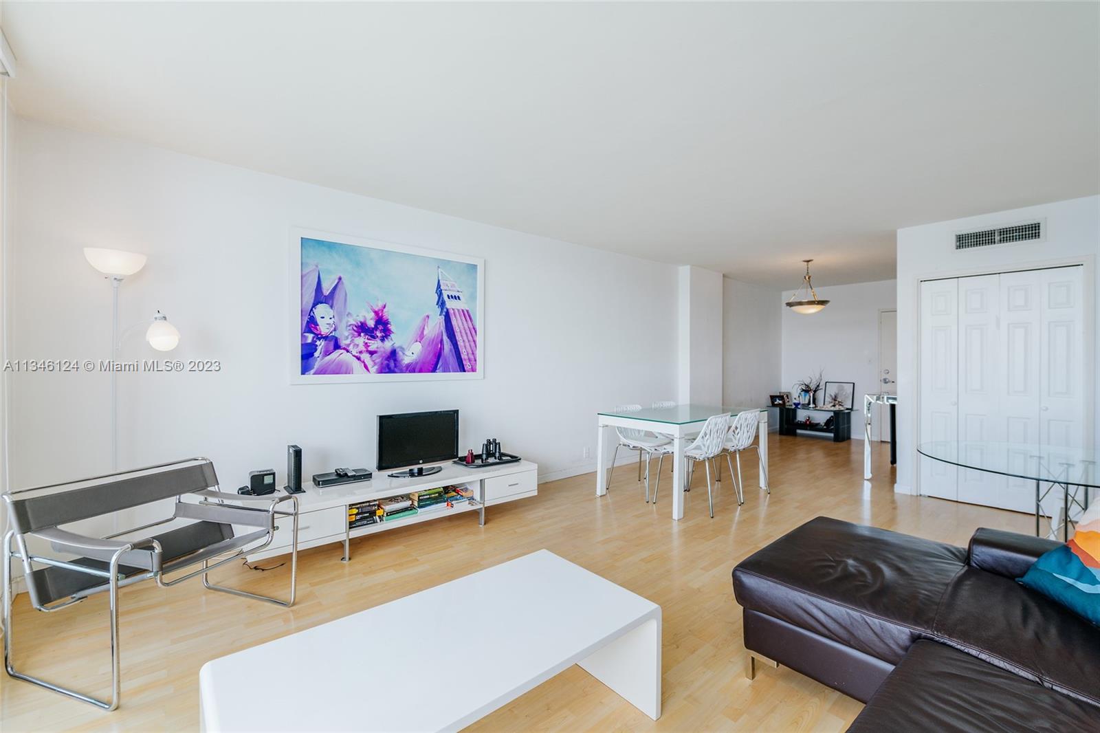 MIRADOR 1000 CONDO - Residential