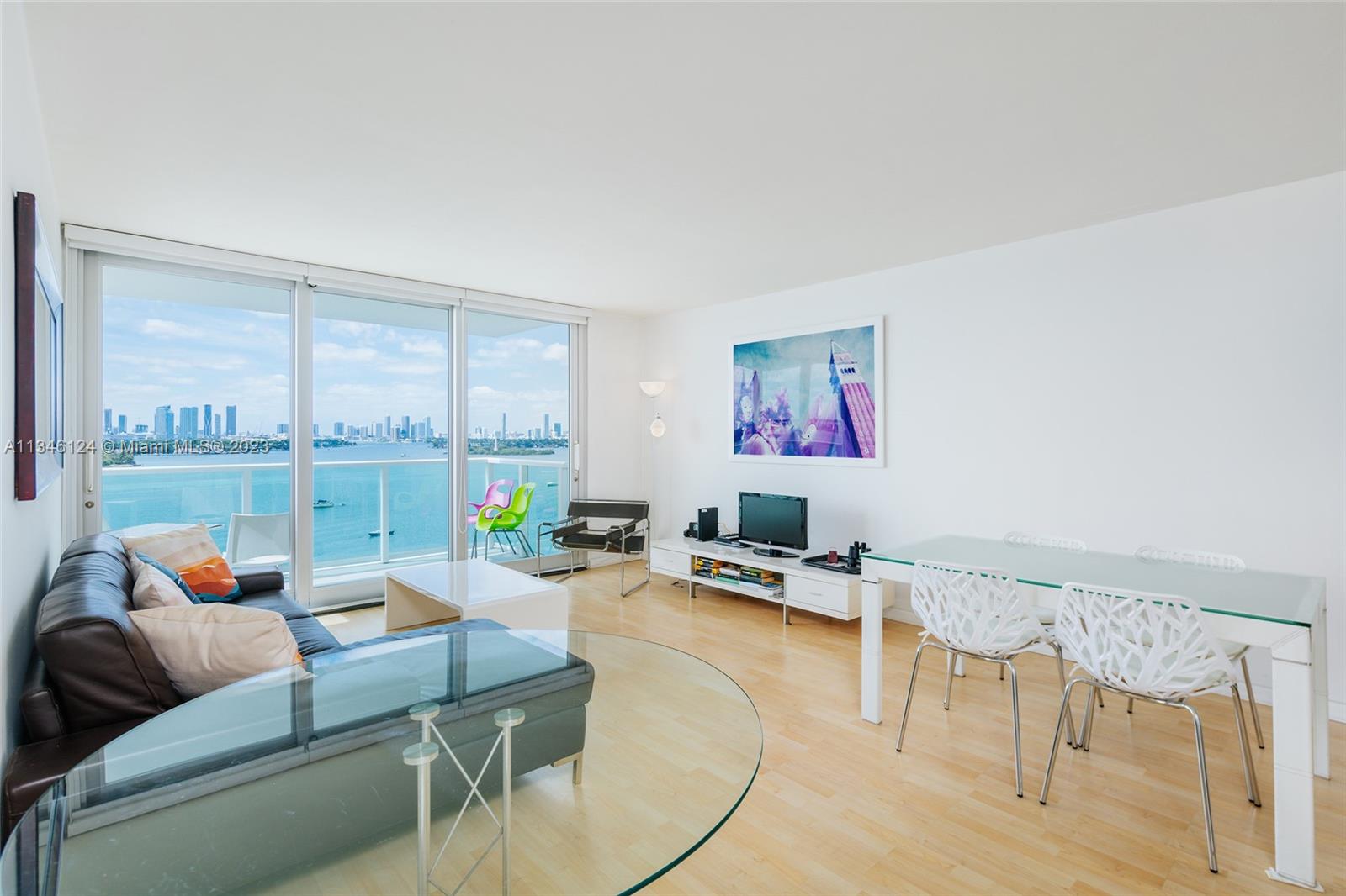 MIRADOR 1000 CONDO - Residential