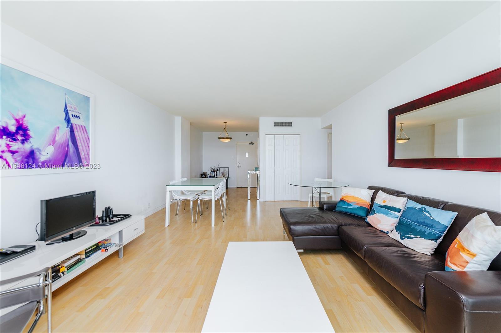 MIRADOR 1000 CONDO - Residential