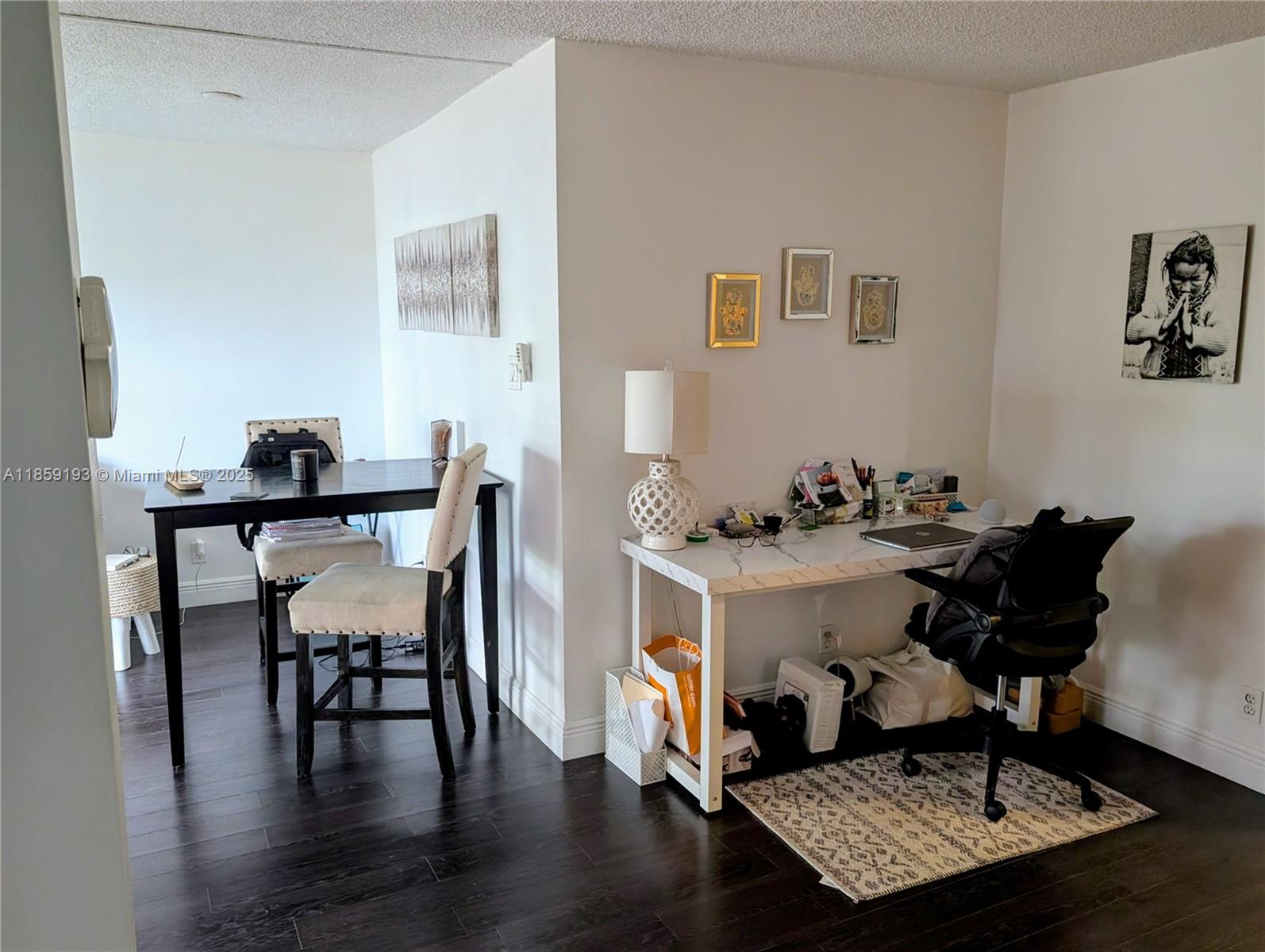 VIRGINIA OAKS CONDO - Residential