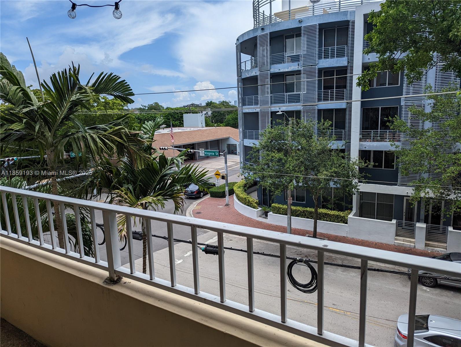 VIRGINIA OAKS CONDO - Residential
