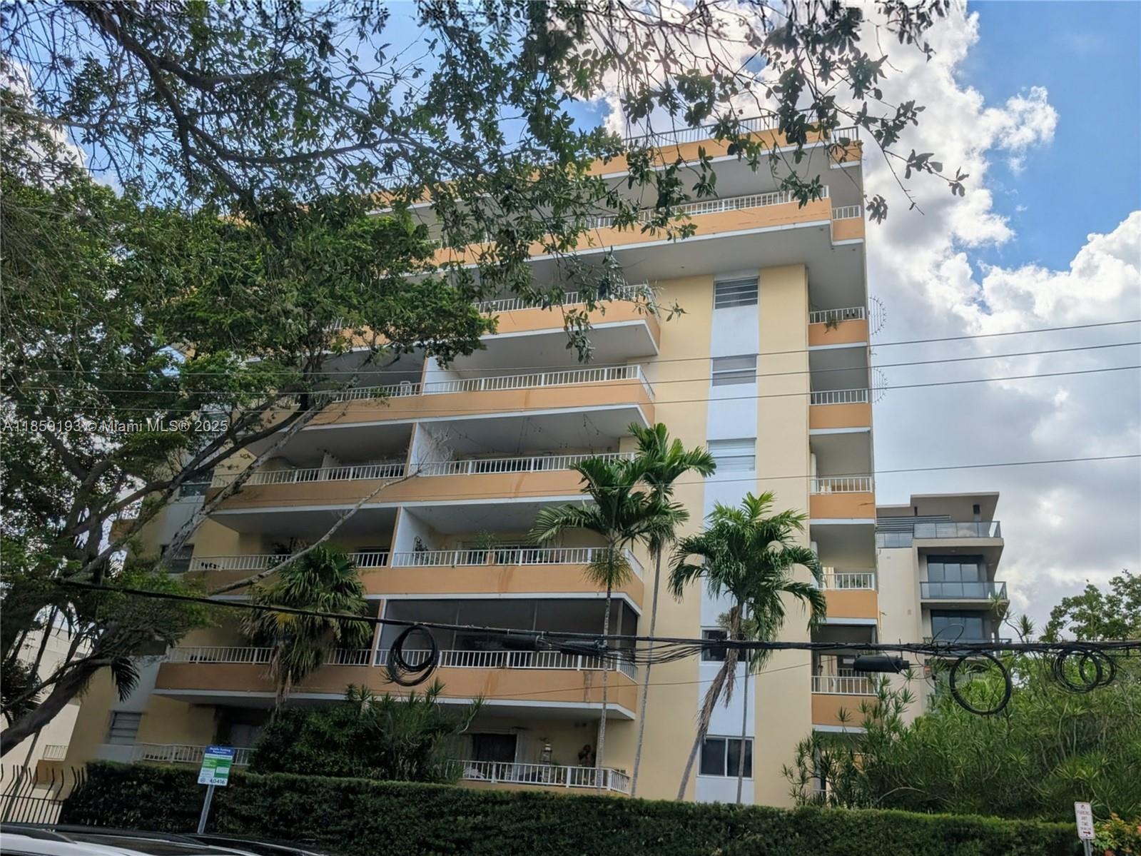VIRGINIA OAKS CONDO - Residential