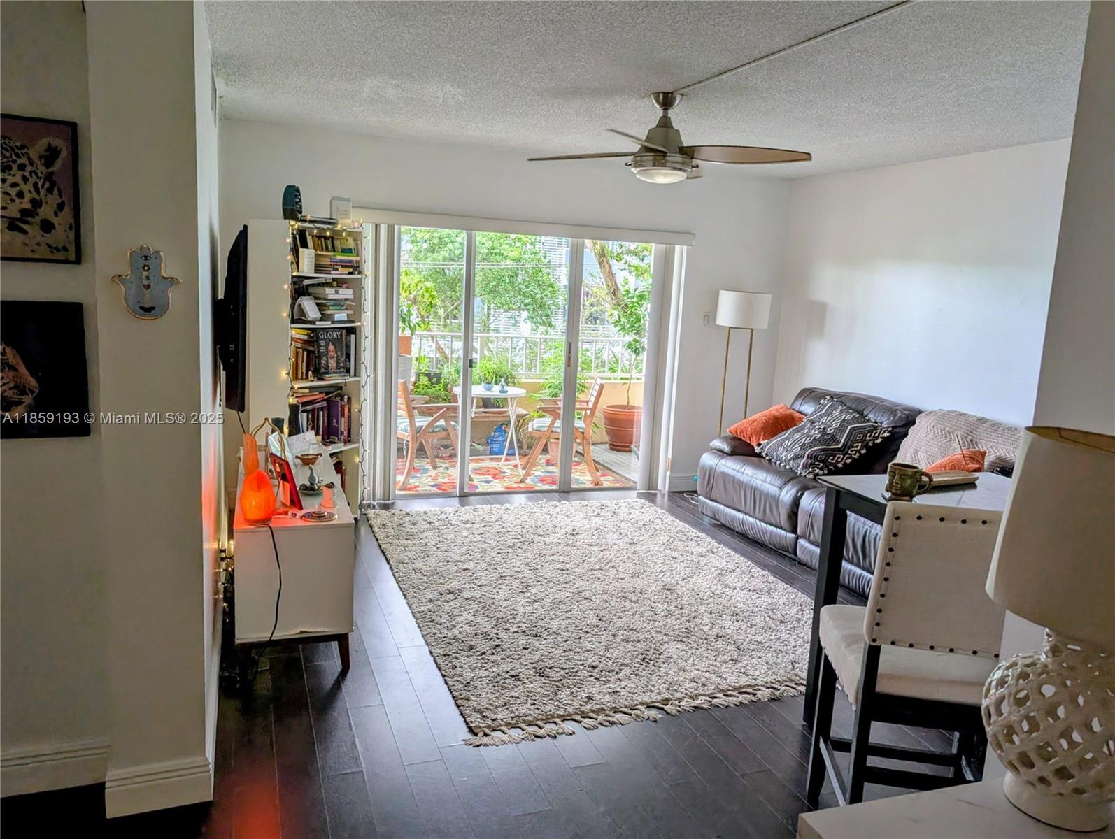 VIRGINIA OAKS CONDO - Residential