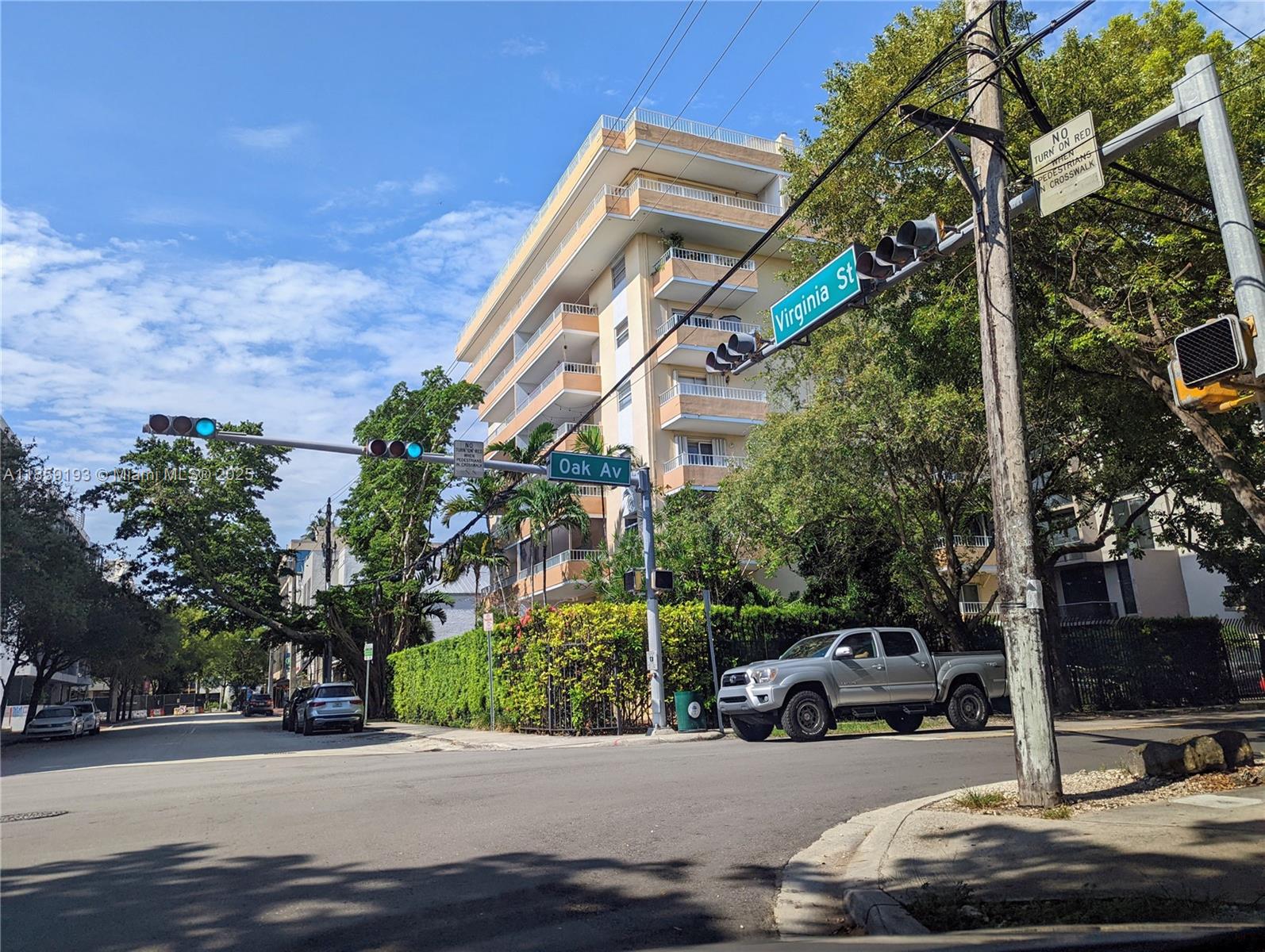 VIRGINIA OAKS CONDO - Residential
