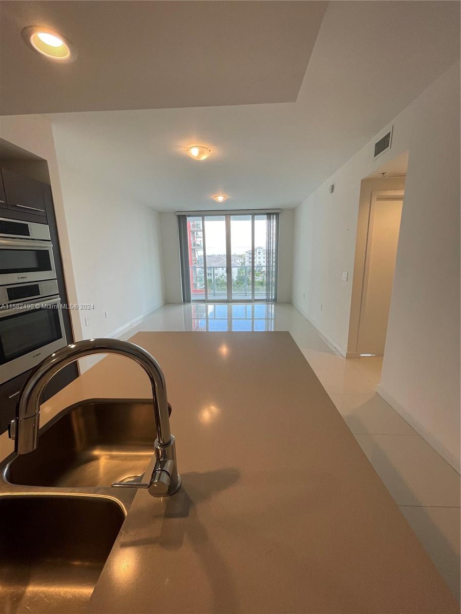 MIDTOWN DORAL - Residential