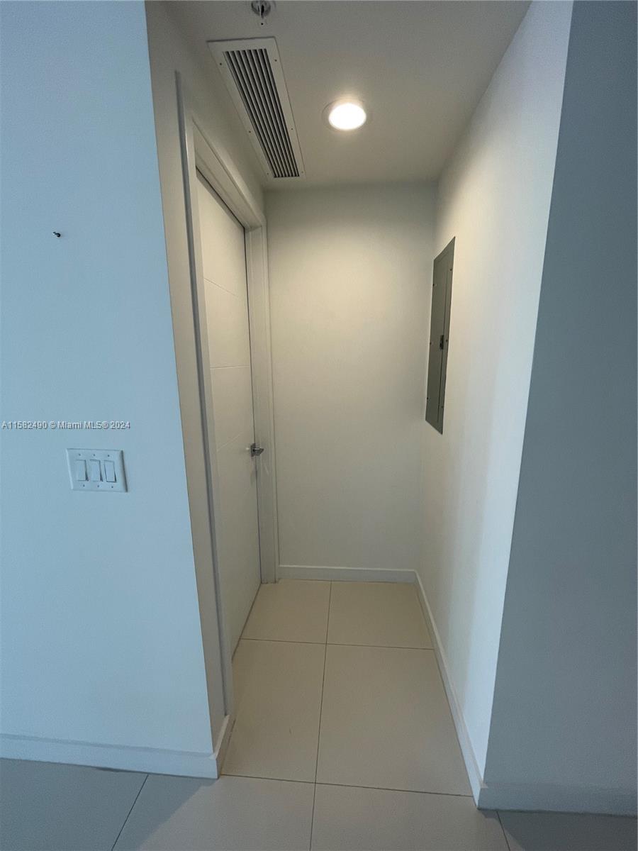 MIDTOWN DORAL - Residential