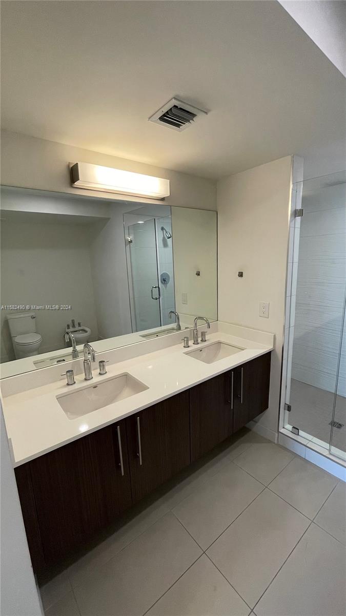 MIDTOWN DORAL - Residential