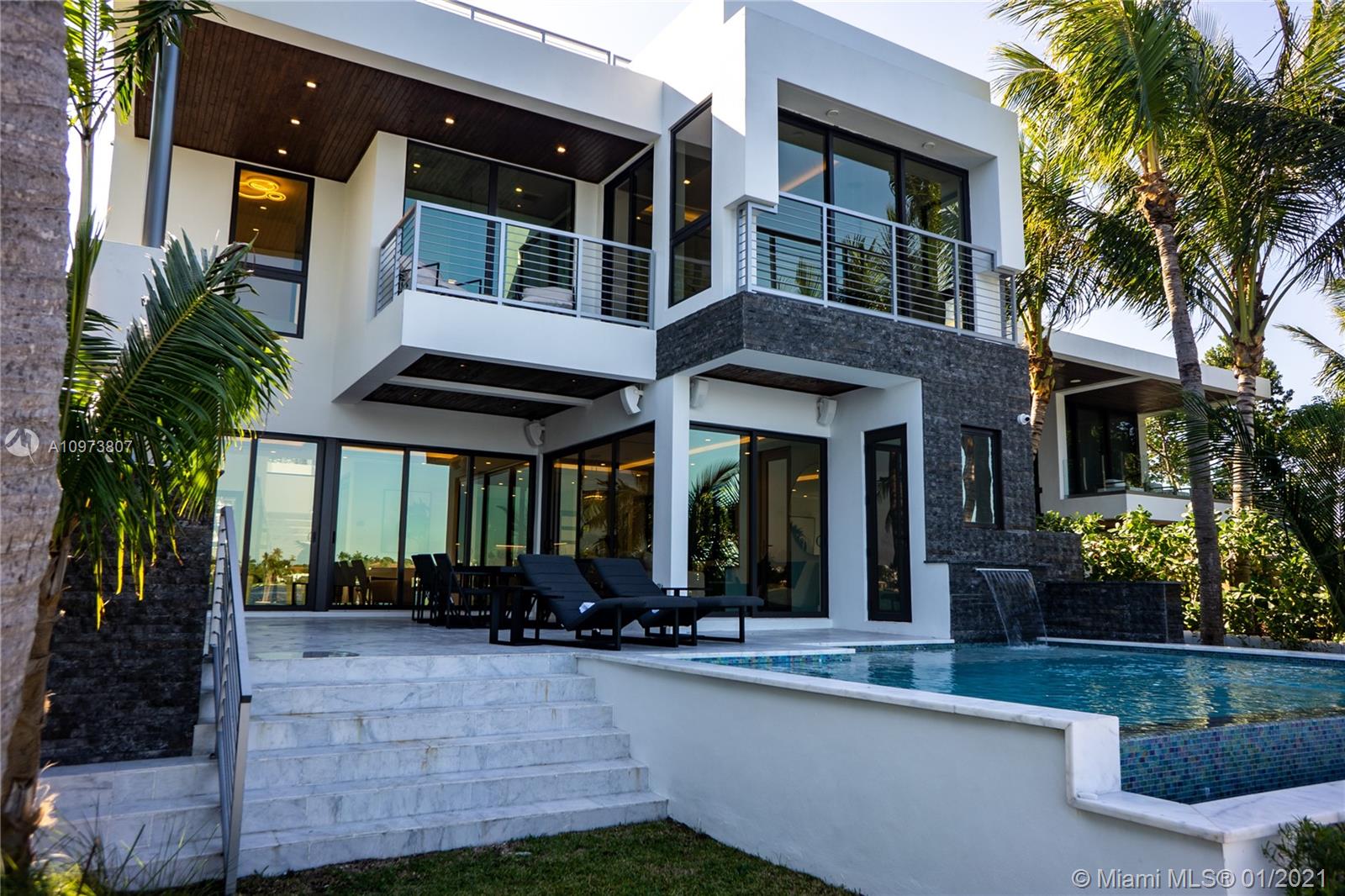 BISCAYNE BEACH-2ND ADDN - Residential
