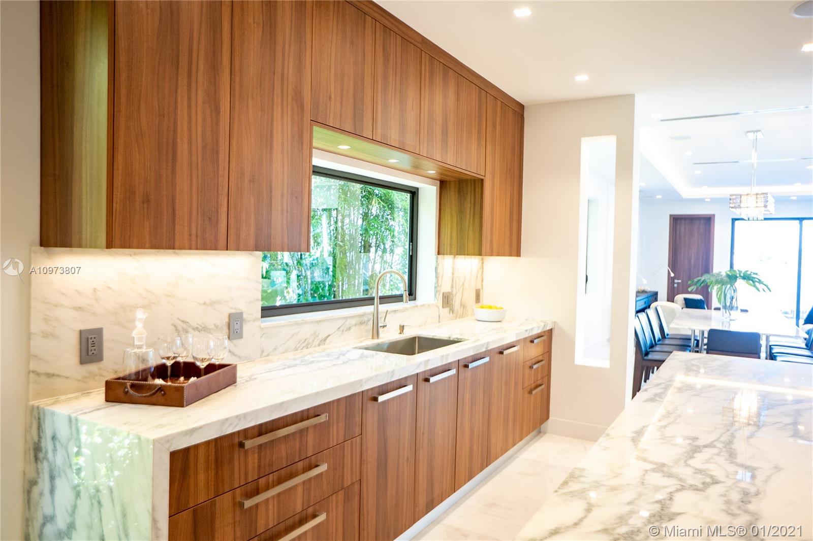 BISCAYNE BEACH-2ND ADDN - Residential