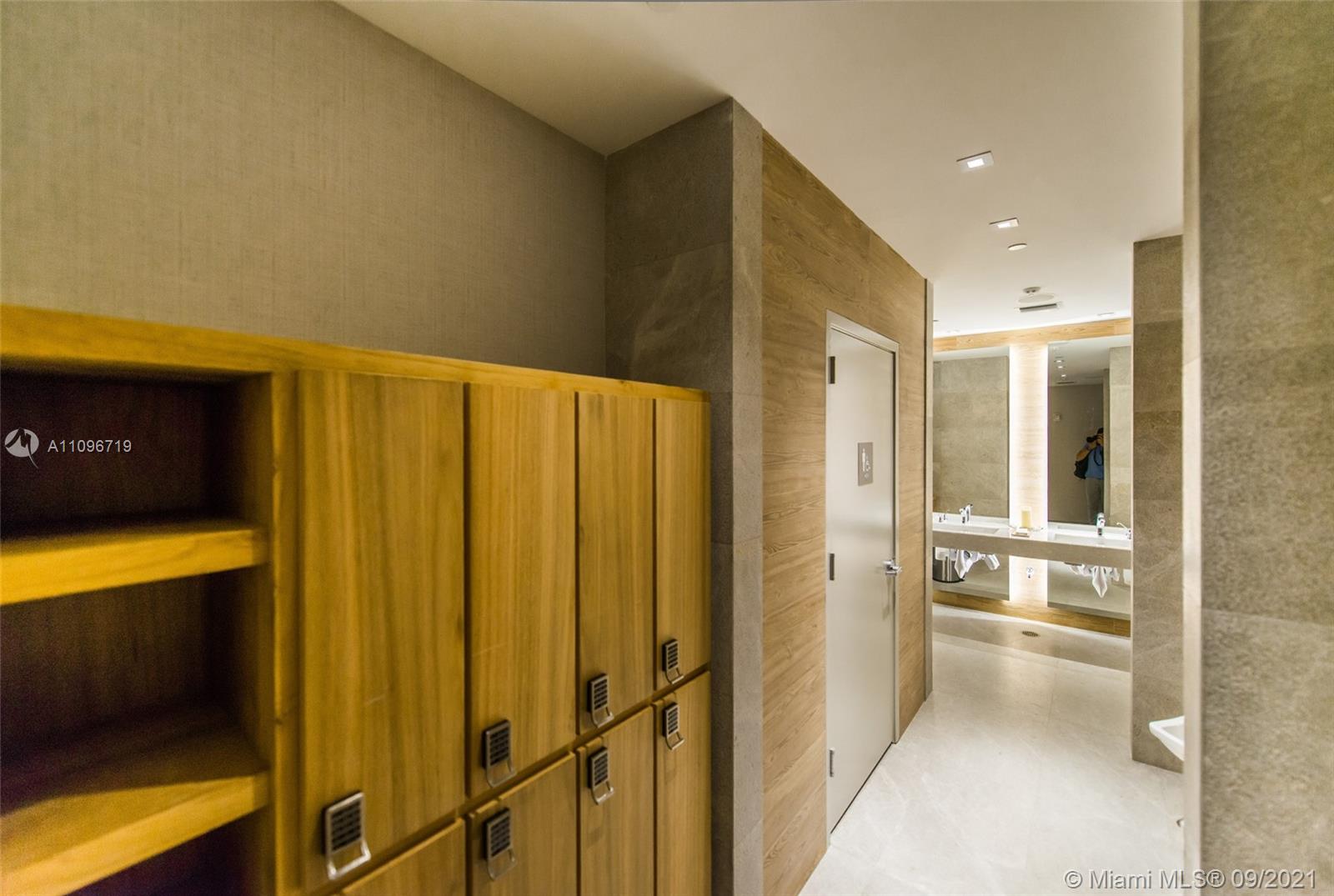 1010 BRICKELL CONDO - Residential Lease