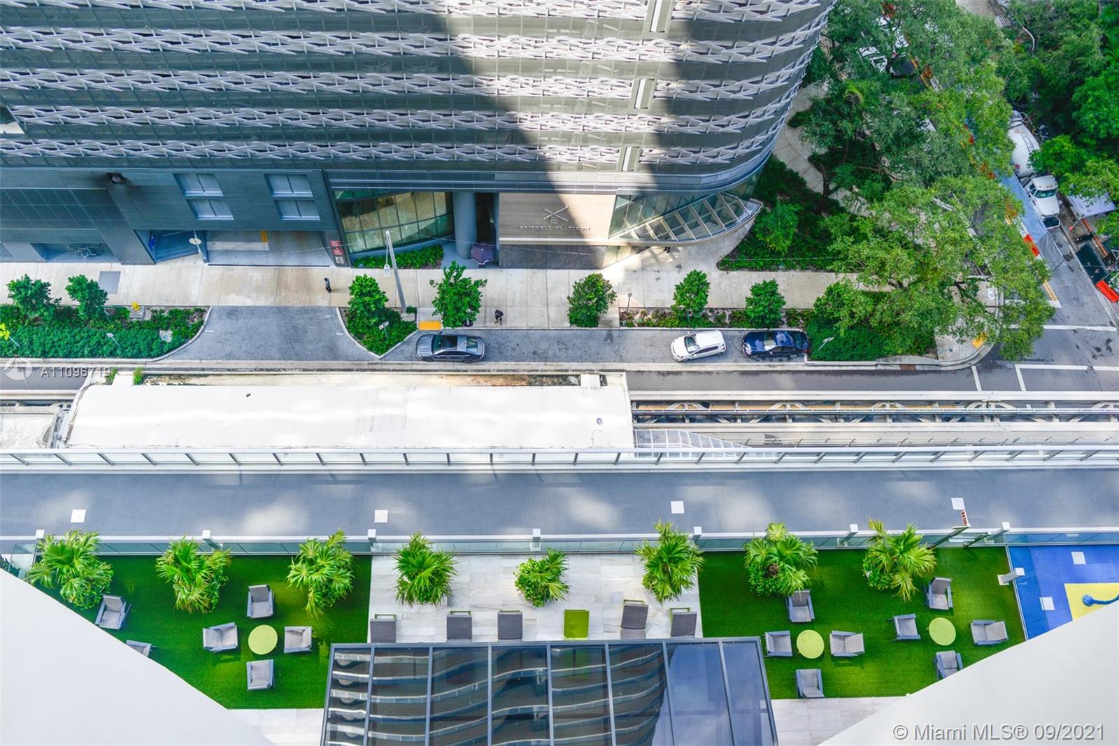 1010 BRICKELL CONDO - Residential Lease