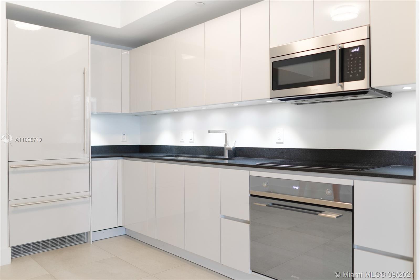 1010 BRICKELL CONDO - Residential Lease