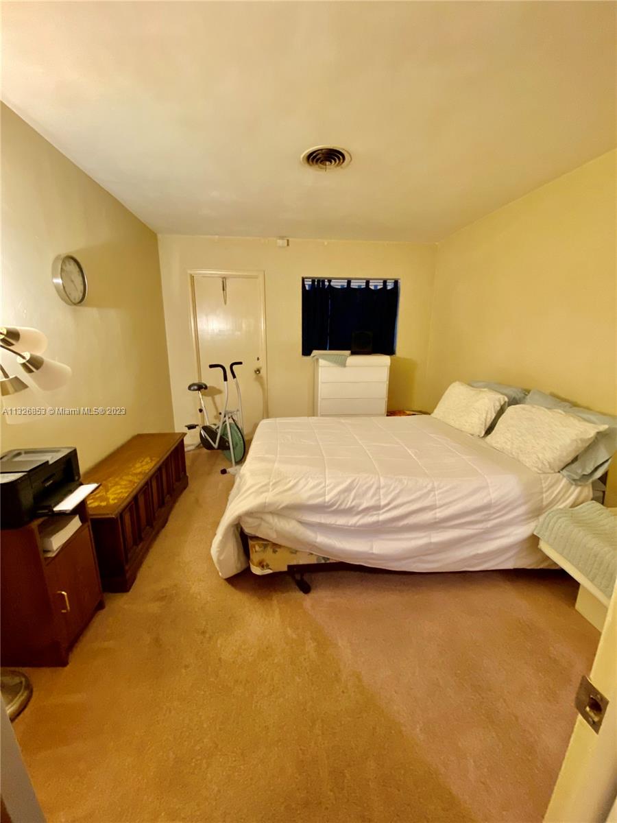 ORANGEBROOK GOLF APTS CON - Residential