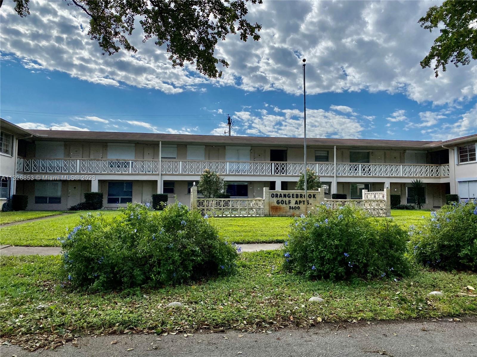 ORANGEBROOK GOLF APTS CON - Residential