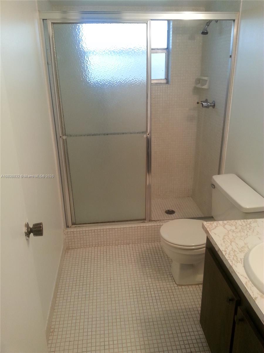 SANDS POINT 5 CONDO - Residential