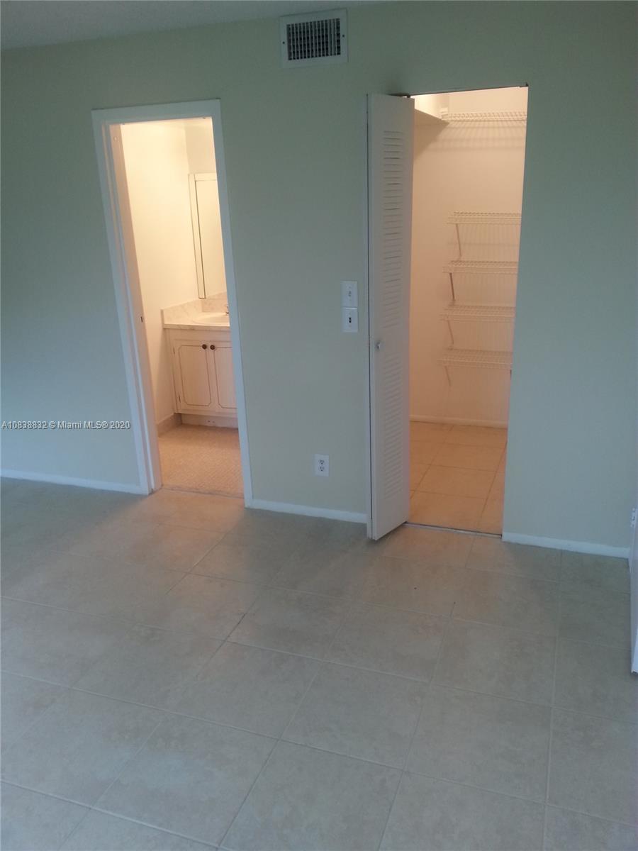 SANDS POINT 5 CONDO - Residential