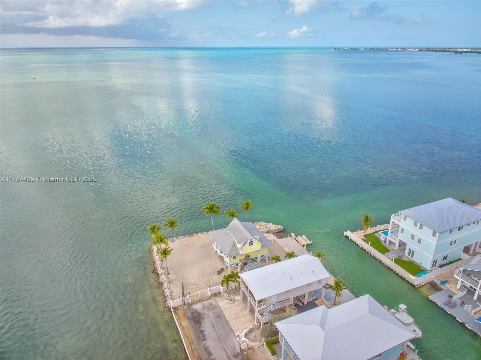 Gulfstream Village - Residential