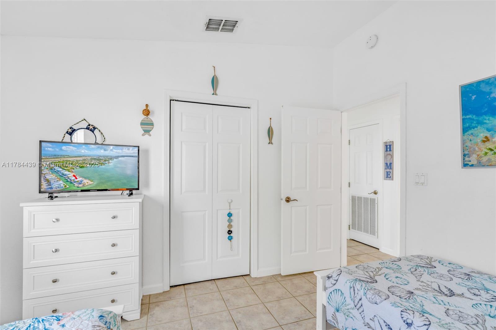 Gulfstream Village - Residential