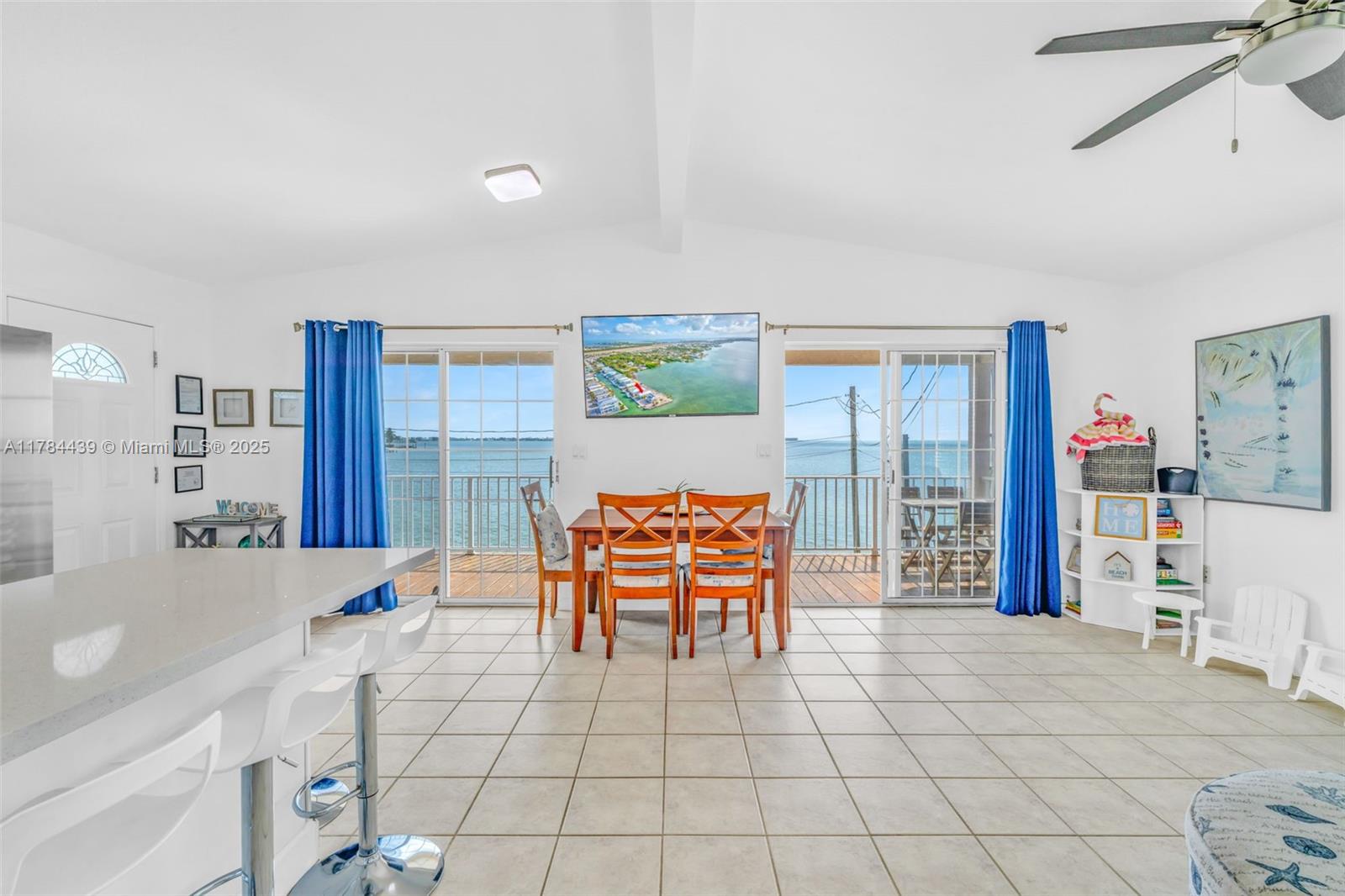 Gulfstream Village - Residential