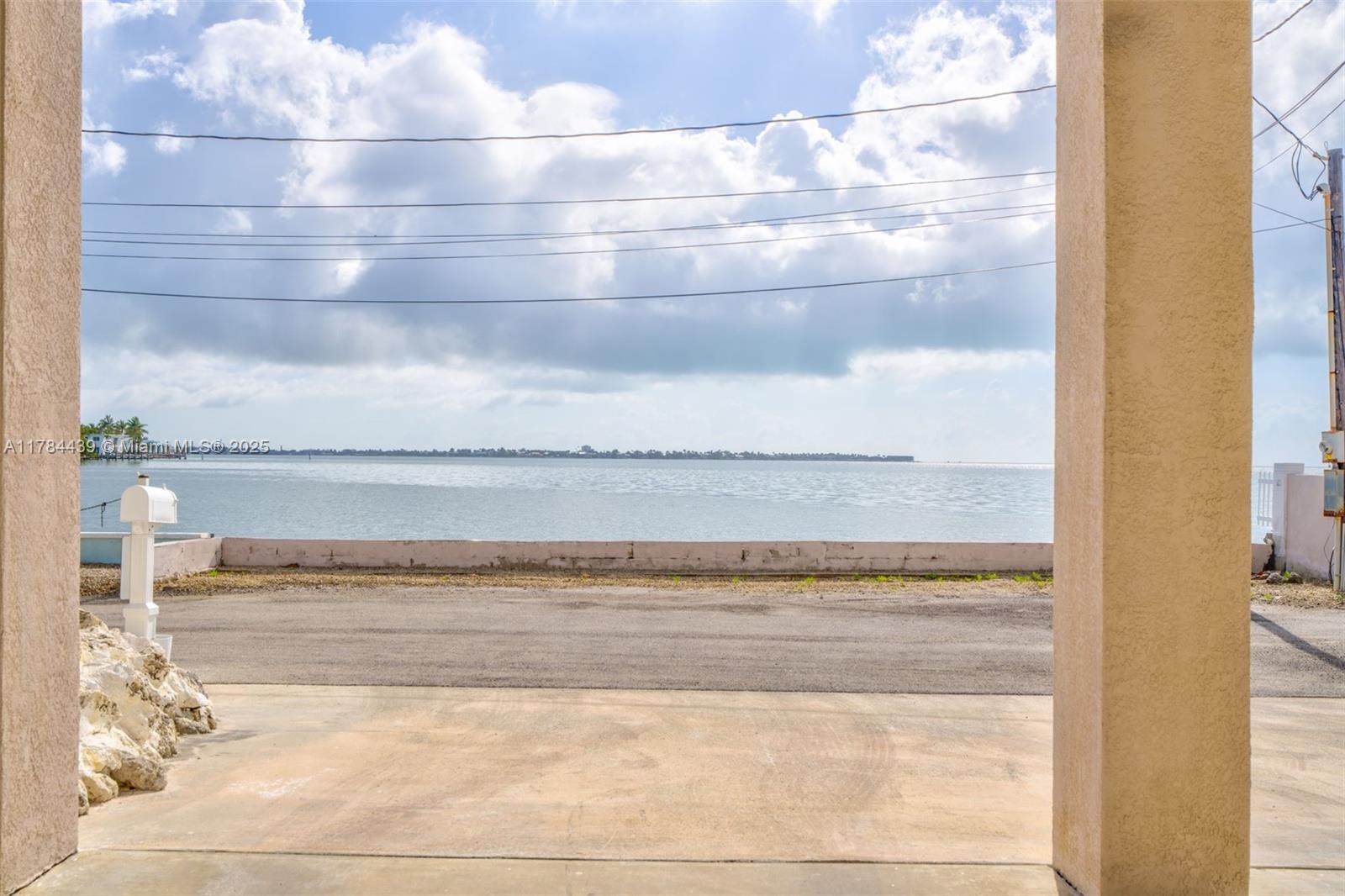 Gulfstream Village - Residential