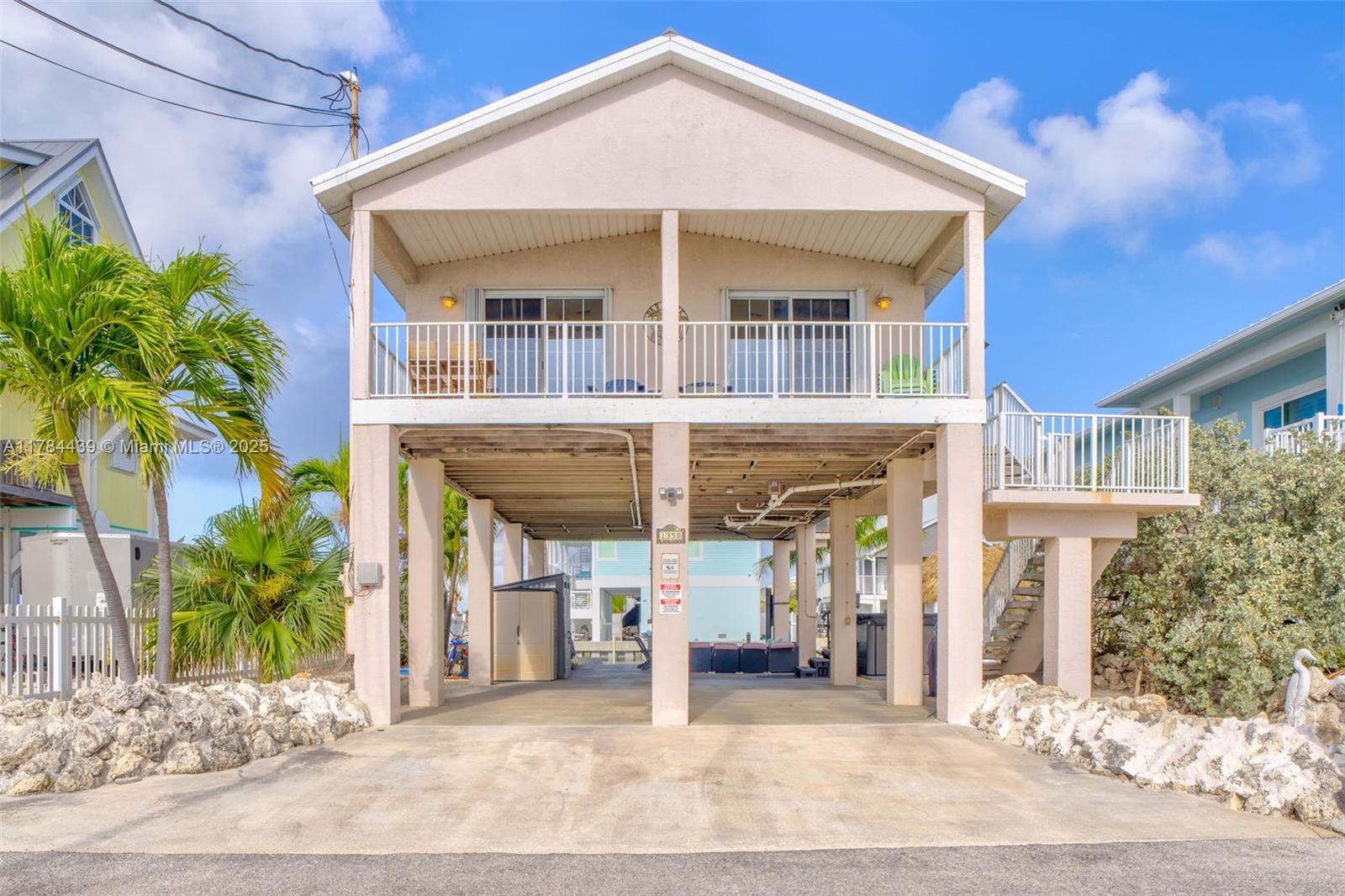 Gulfstream Village - Residential