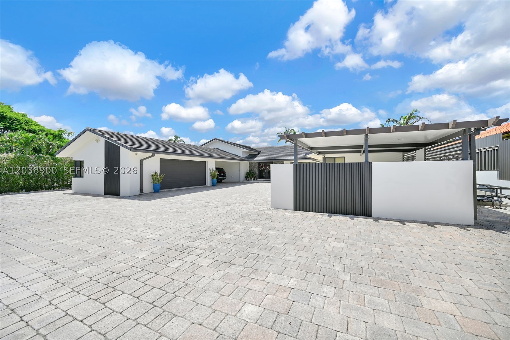 J G HEADS FARMS - Residential