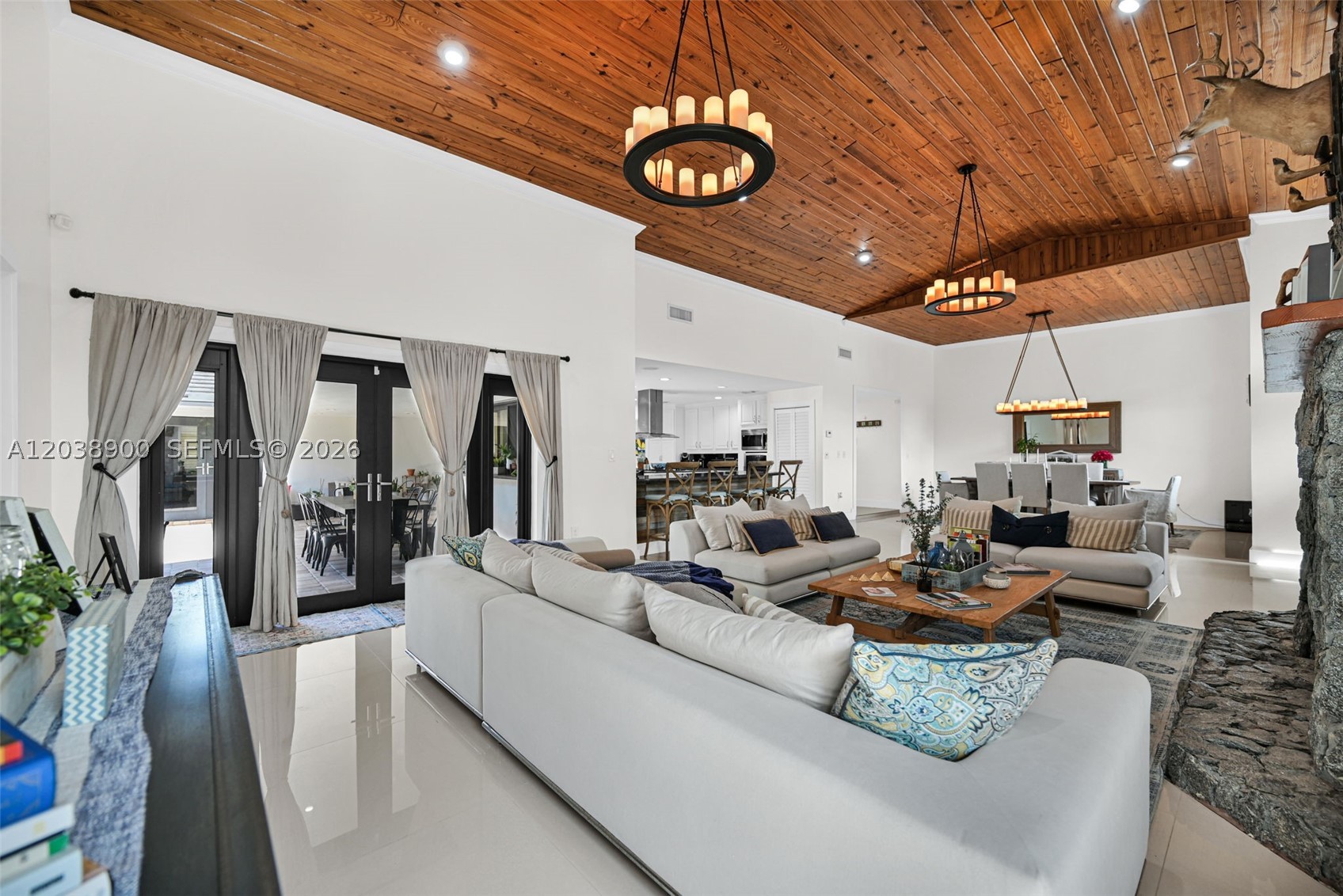 J G HEADS FARMS - Residential