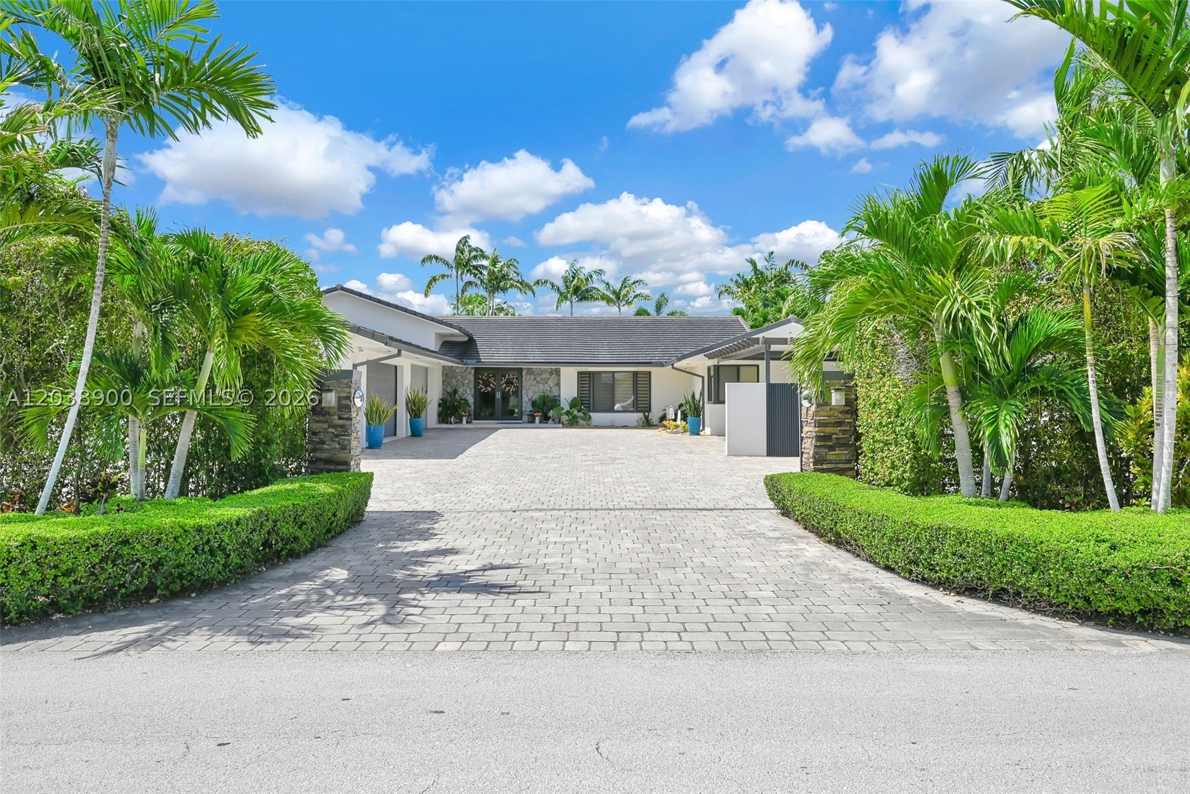 J G HEADS FARMS - Residential