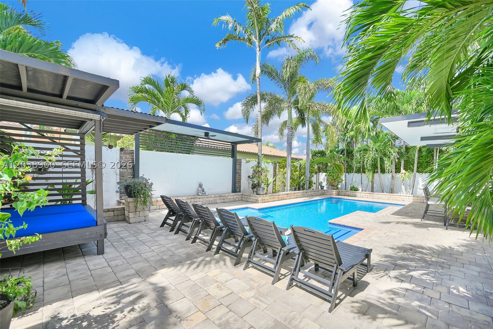 J G HEADS FARMS - Residential