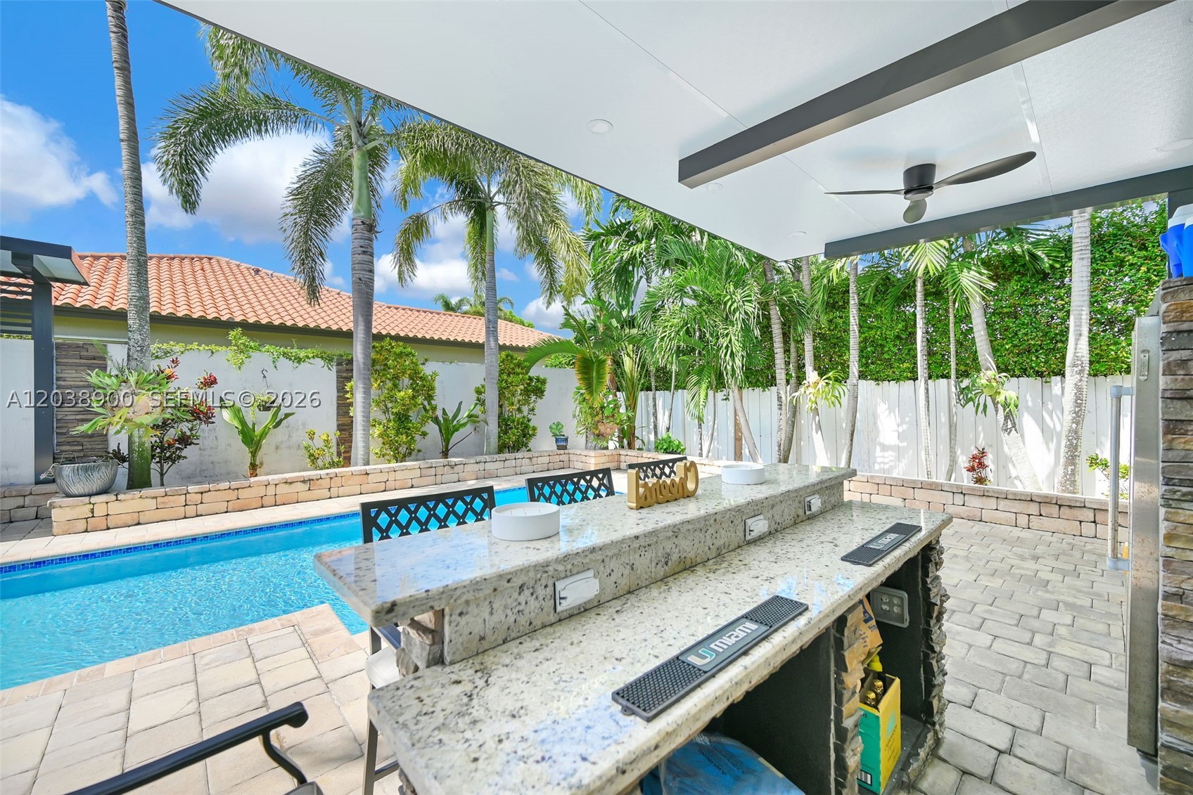 J G HEADS FARMS - Residential
