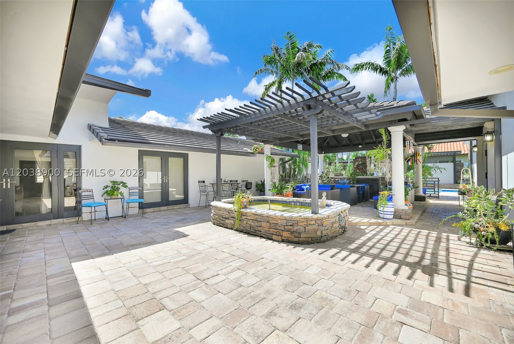 J G HEADS FARMS - Residential