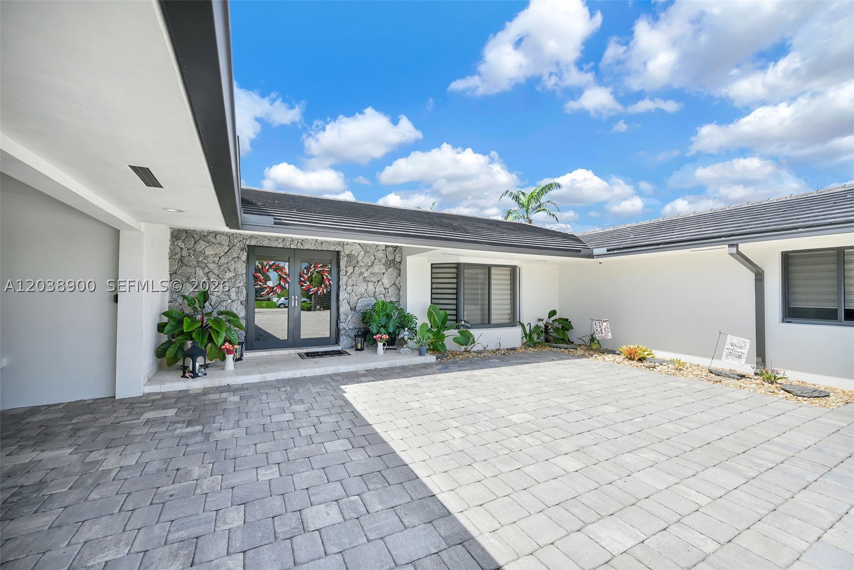 J G HEADS FARMS - Residential