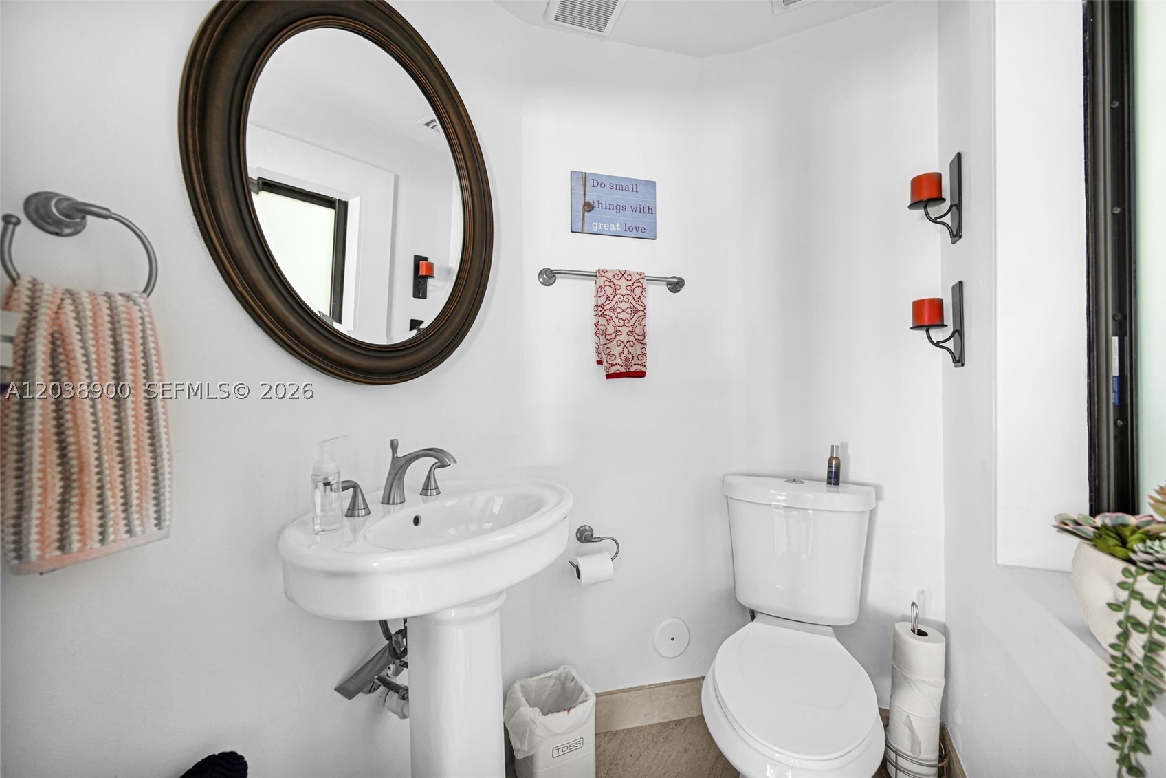 J G HEADS FARMS - Residential