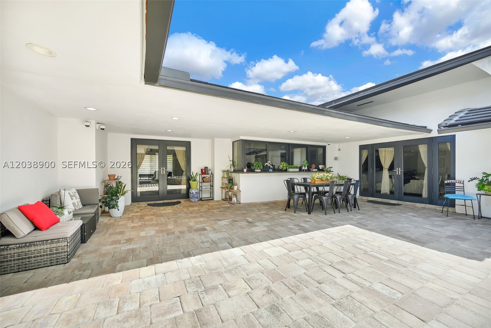 J G HEADS FARMS - Residential