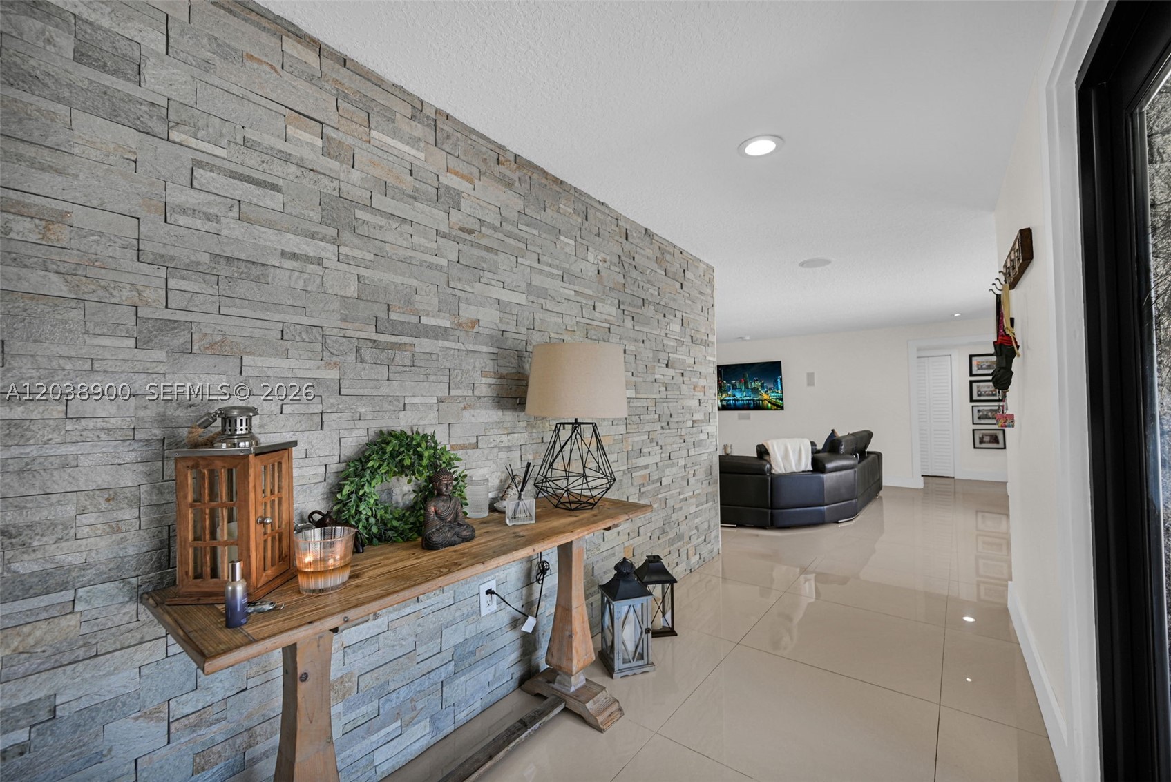 J G HEADS FARMS - Residential