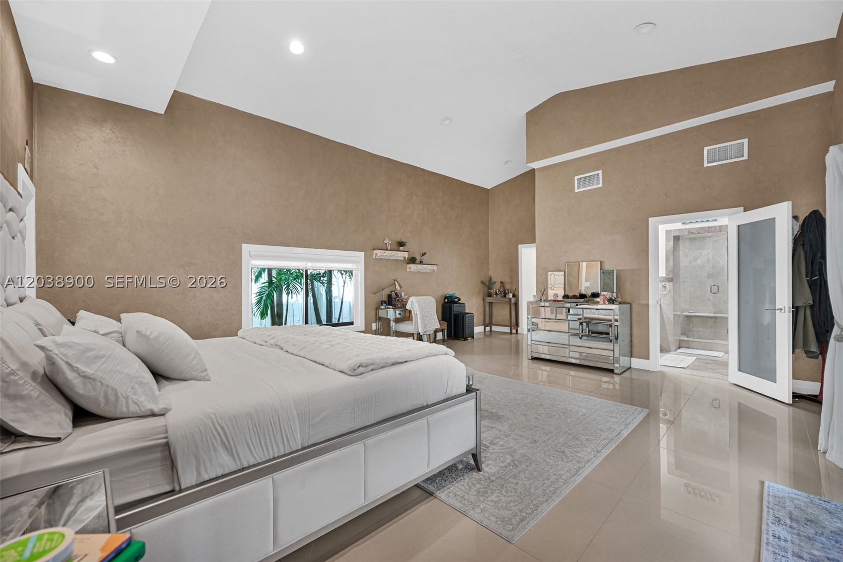 J G HEADS FARMS - Residential