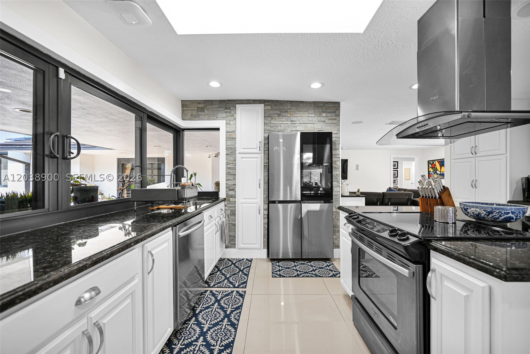 J G HEADS FARMS - Residential