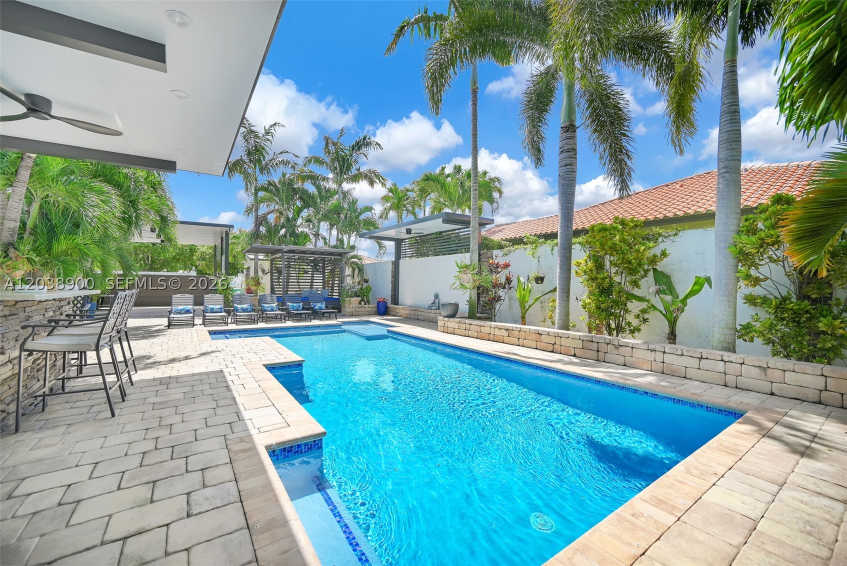 J G HEADS FARMS - Residential