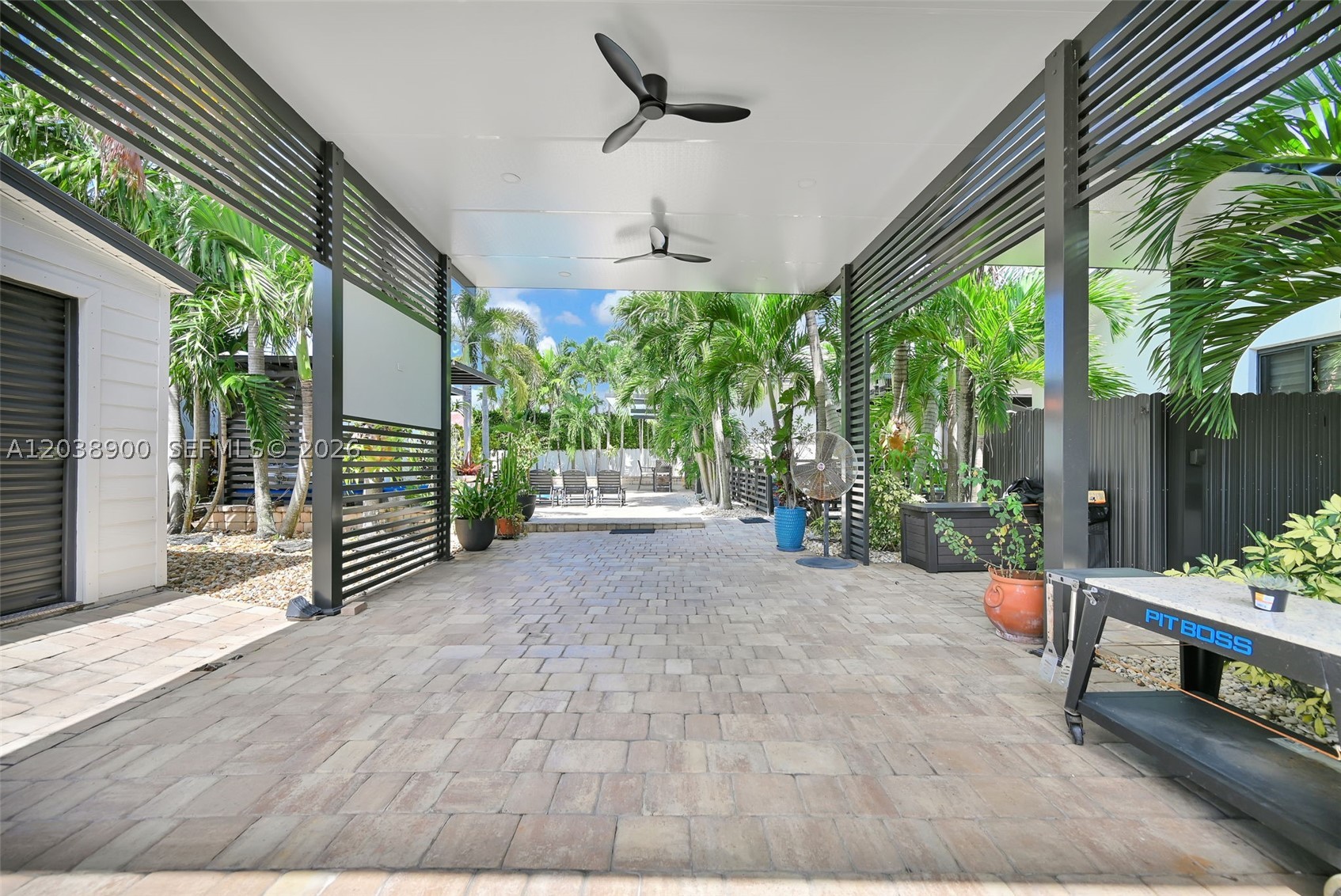 J G HEADS FARMS - Residential