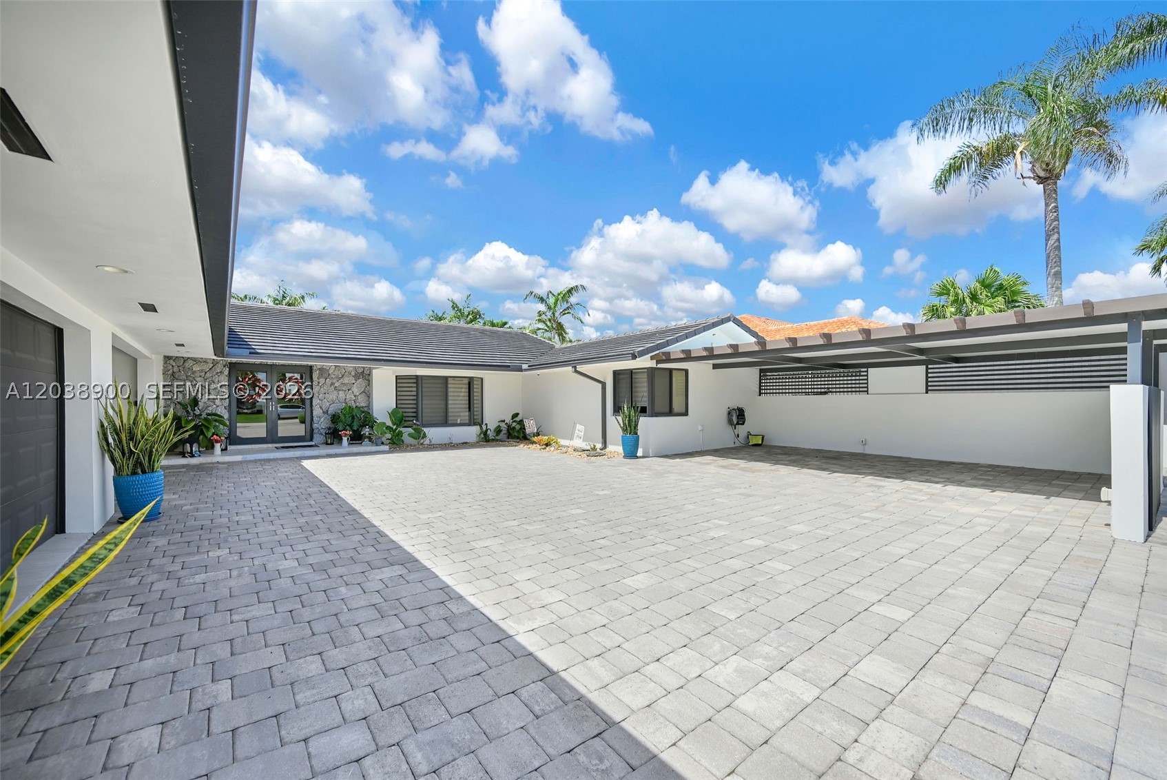 J G HEADS FARMS - Residential