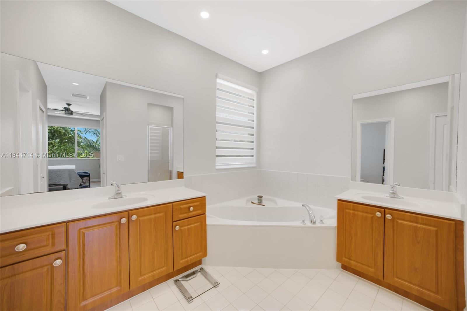 PARK LAKES SEC 3 - Residential