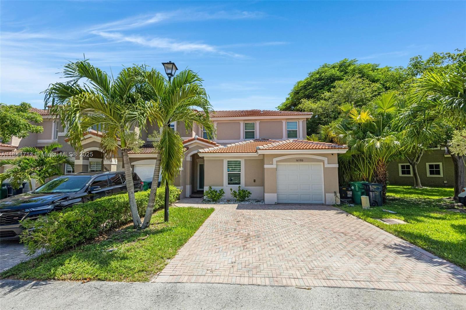 **Rare Corner Unit with Stunning Lake View in Melrose Parc!** This spacious 4BR/3BA townhome sits on an oversized lot with no neighbor on one side, offering privacy and a single-family home feel. Features a full bedroom and bath on the first floor, perfect for guests or in-laws. Recent upgrades include a new roof with permits (June 2025), full impact windows and doors, and newly installed patio pavers. Interior highlights: Zebra blinds, LED lighting, insulated garage door with ultra-quiet opener, Nest thermostat, and smart video doorbell. Located in a quiet, gated community with pool, playground, plenty of guest parking, 24-hour guarded entry, and roving security patrol. Truly move-in ready!

---

Let me know if you'd like a Spanish version or a variation for social media or flyers!