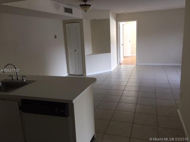 Doral Park Country Cl Vil - Residential Lease