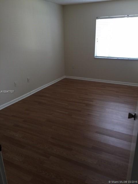 Doral Park Country Cl Vil - Residential Lease