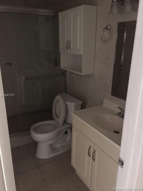 Doral Park Country Cl Vil - Residential Lease