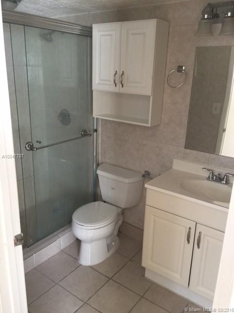 Doral Park Country Cl Vil - Residential Lease