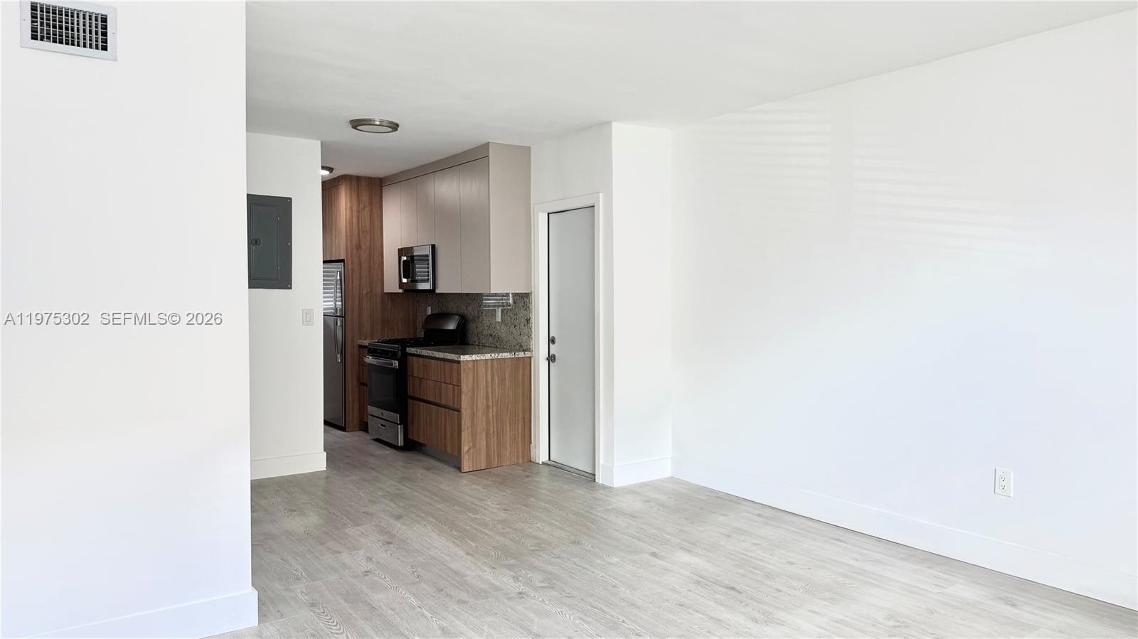 OCEAN BEACH ADDN NO 3 - Residential Lease