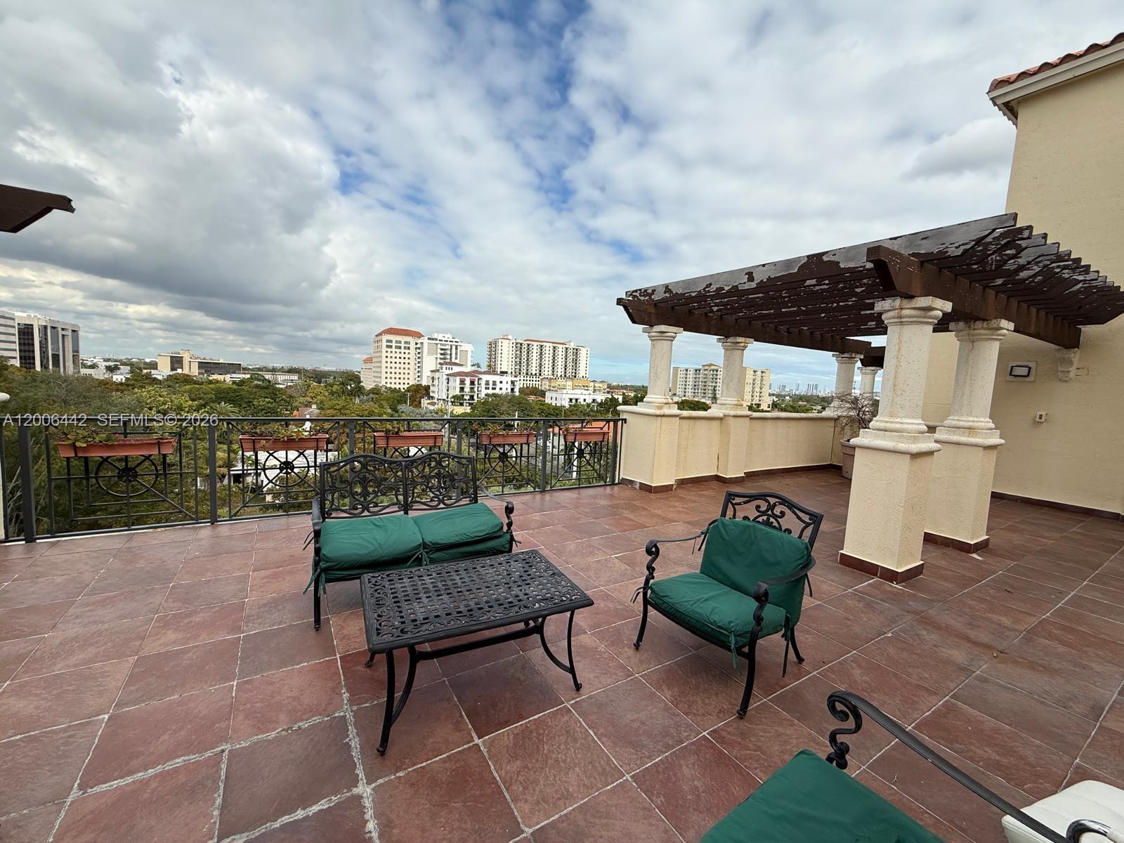 VILLA FLORINI CONDO - Residential