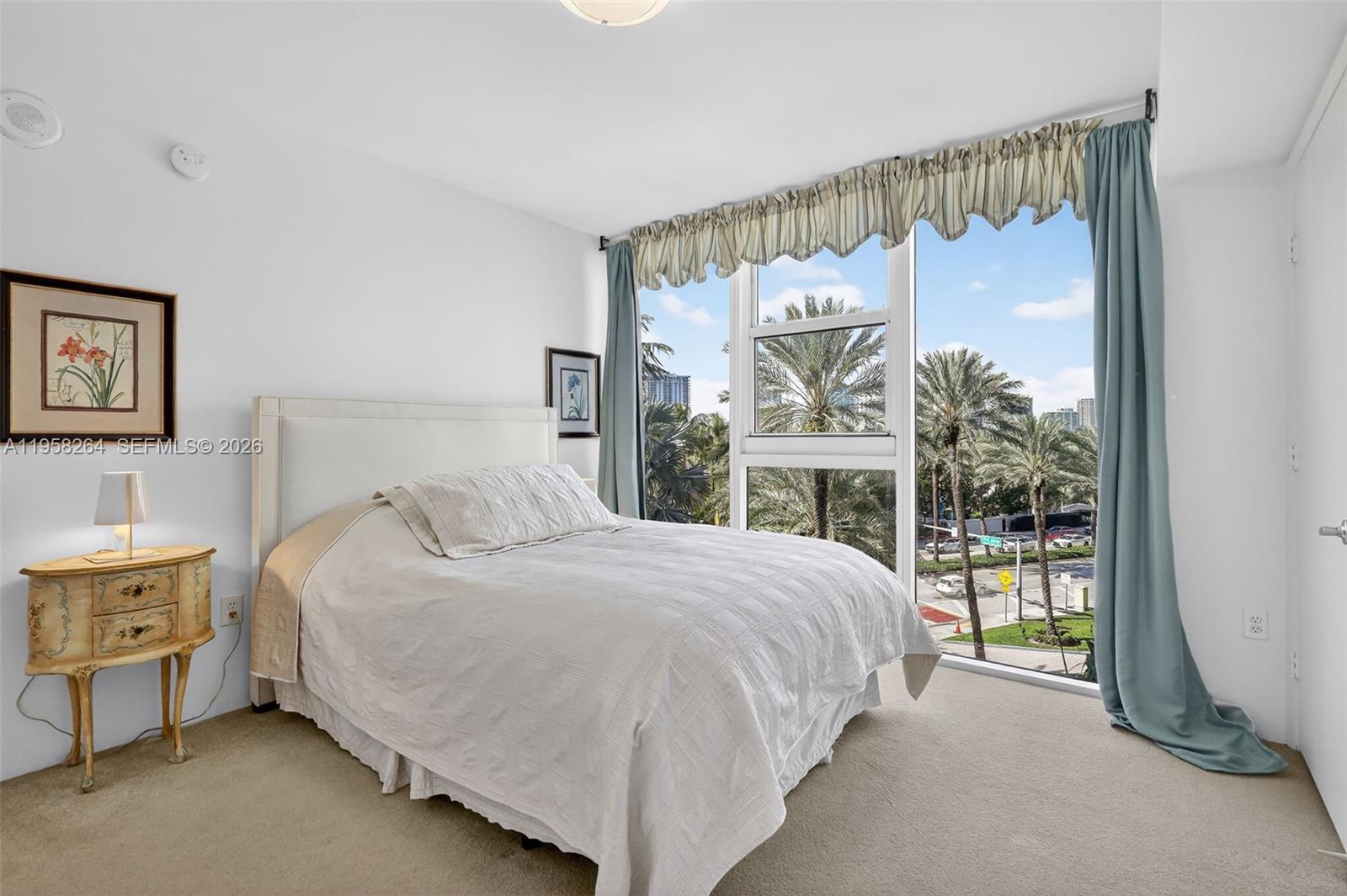 OCEAN ONE CONDO - Residential