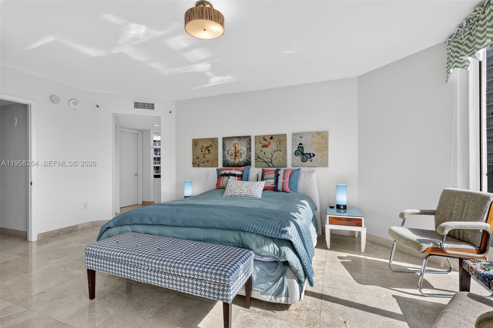 OCEAN ONE CONDO - Residential